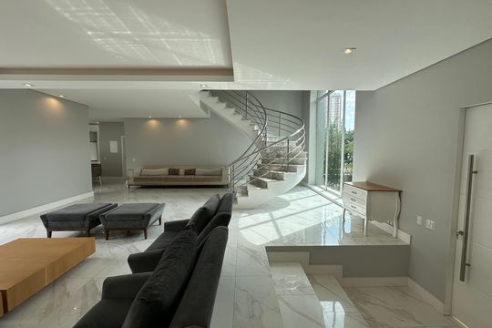 Casa para alugar com 4 quartos, 412m² em Alphaville Residencial Um, Barueri