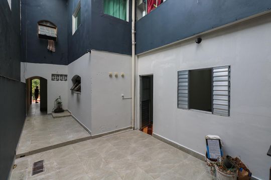 Quintal e Área de Serviço de casa à venda com 2 quartos, 500m² em Santa Maria, São Caetano do Sul