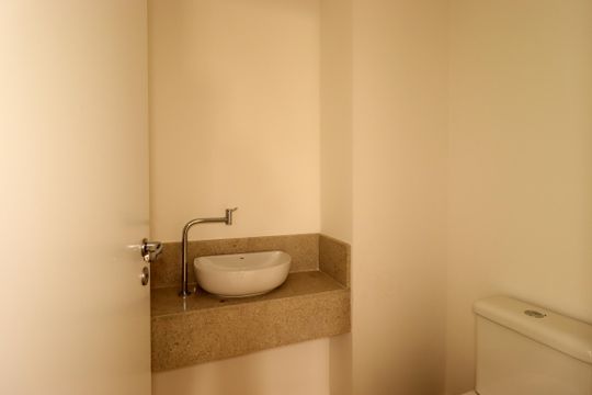 Lavabo de apartamento à venda com 3 quartos, 117m² em Vila Bastos, Santo André