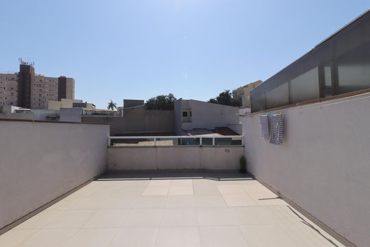 Quintal de apartamento à venda com 2 quartos, 100m² em Vila Curuçá, Santo André