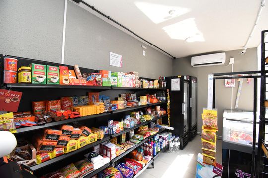 Área comum - Market de apartamento para alugar com 2 quartos, 59m² em Colônia Rio Grande, São José dos Pinhais