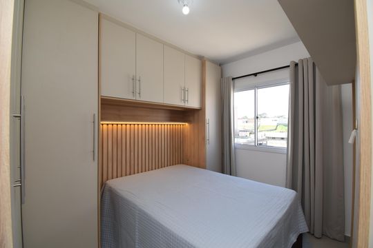 Quarto 1 de apartamento para alugar com 2 quartos, 59m² em Colônia Rio Grande, São José dos Pinhais