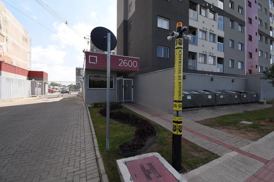 Fachada de apartamento para alugar com 2 quartos, 59m² em Colônia Rio Grande, São José dos Pinhais