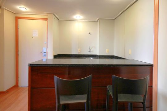 Cozinha de kitnet/studio para alugar com 1 quarto, 47m² em Savassi, Belo Horizonte