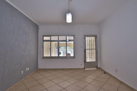 Sala de casa à venda com 2 quartos, 124m² em Água Rasa, São Paulo