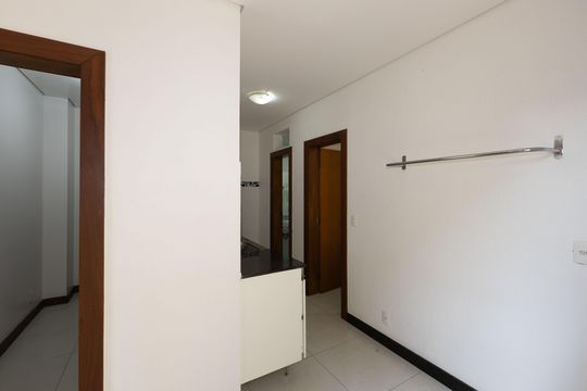 Área de Serviço de casa de condomínio à venda com 3 quartos, 320m² em Fazenda dos Pires, Nova Lima