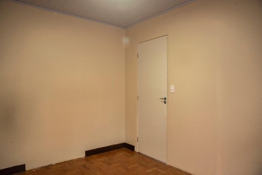 Quarto 1 de casa para alugar com 2 quartos, 160m² em São Judas, São Paulo
