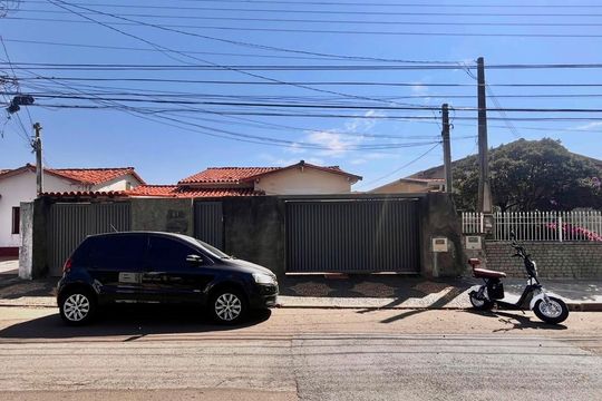 Fachada de casa à venda com 3 quartos, 141m² em Jardim Dom Bosco, Campinas