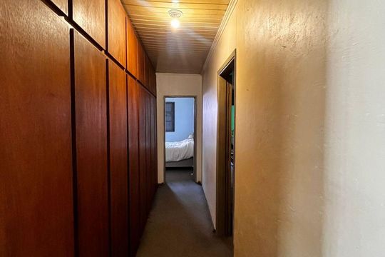 Corredor de casa à venda com 3 quartos, 141m² em Jardim Dom Bosco, Campinas