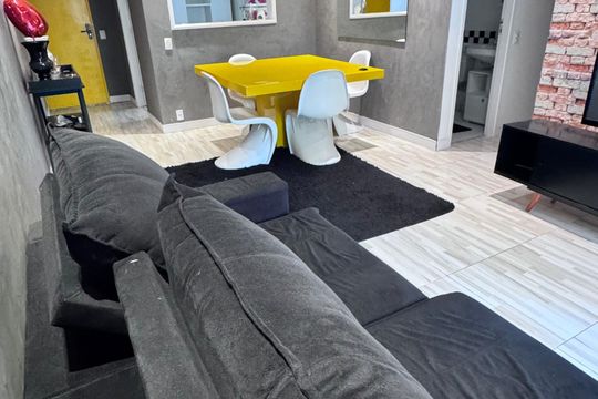 Sala de apartamento para alugar com 3 quartos, 78m² em Vila Sofia, São Paulo