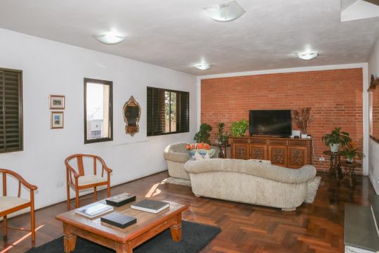 Casa à venda com 3 quartos, 537m² em Vila Romana, São Paulo