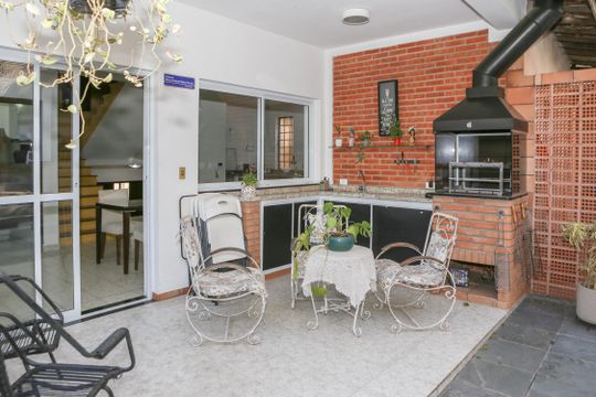Churrasqueira de casa à venda com 3 quartos, 537m² em Vila Romana, São Paulo