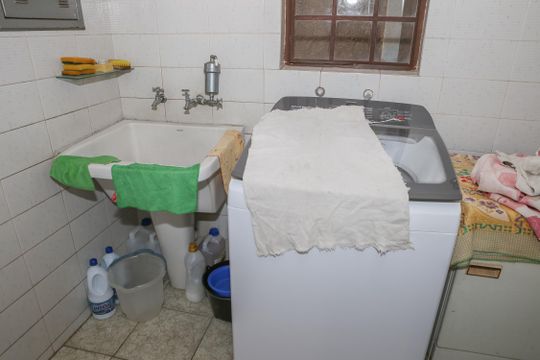 Área de Serviço de casa à venda com 3 quartos, 537m² em Vila Romana, São Paulo