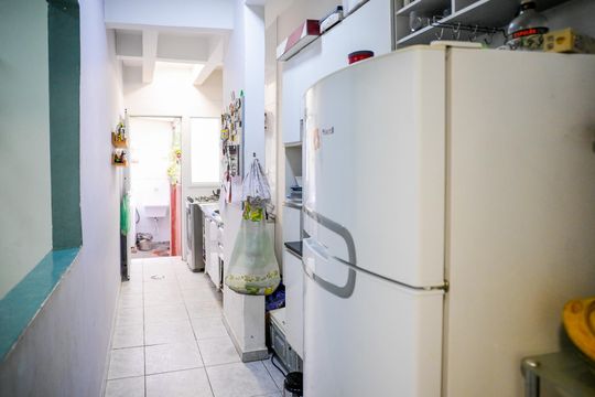 Cozinha de apartamento para alugar com 2 quartos, 85m² em Aclimação, São Paulo