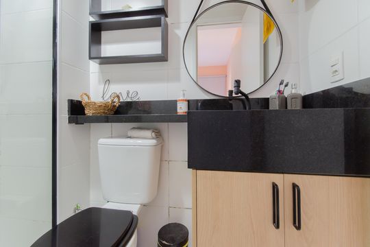 Banheiro Social de apartamento à venda com 1 quarto, 29m² em Jardim da Gloria, São Paulo
