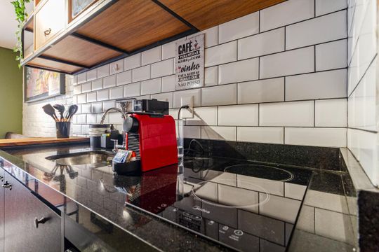 Cozinha de apartamento à venda com 1 quarto, 40m² em Pinheiros, São Paulo
