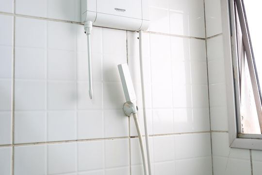 Banheiro de apartamento à venda com 2 quartos, 81m² em Real Parque, São Paulo