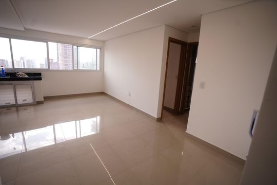 Apartamento à venda com 2 quartos, 61m² em Setor Marista, Goiânia