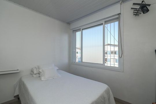 Quarto de apartamento à venda com 1 quarto, 42m² em Jardim Dona Leopoldina, Porto Alegre
