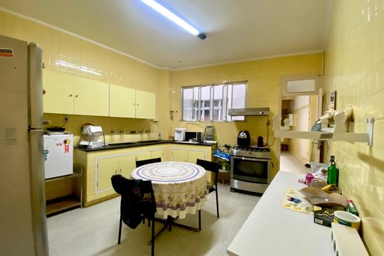 Cozinha de apartamento à venda com 4 quartos, 180m² em Gávea, Rio de Janeiro