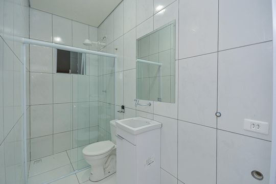 Banheiro Social de casa para alugar com 1 quarto, 55m² em Conjunto Residencial Salvador Tolezani, São Paulo