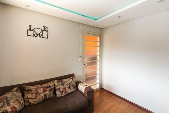 Sala de casa para alugar com 4 quartos, 120m² em Guajuviras, Canoas
