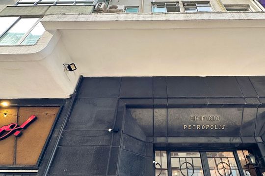 Fachada de apartamento à venda com 3 quartos, 140m² em Copacabana, Rio de Janeiro