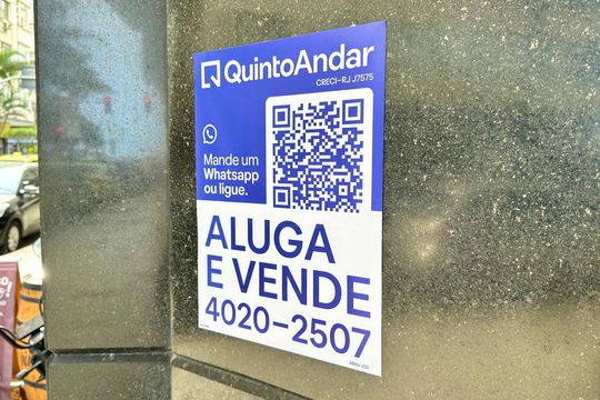 Placa de apartamento à venda com 3 quartos, 140m² em Copacabana, Rio de Janeiro
