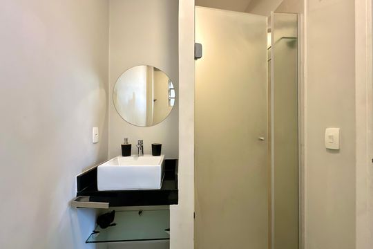 Banheiro Social de apartamento à venda com 3 quartos, 140m² em Copacabana, Rio de Janeiro