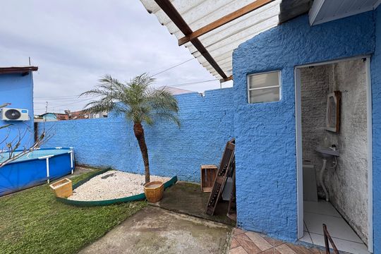 Área Externa de casa à venda com 2 quartos, 44m² em Campina, São Leopoldo