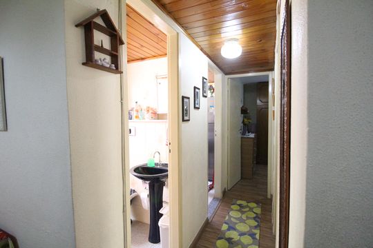 Corredor de apartamento para alugar com 2 quartos, 50m² em Taquara, Rio de Janeiro