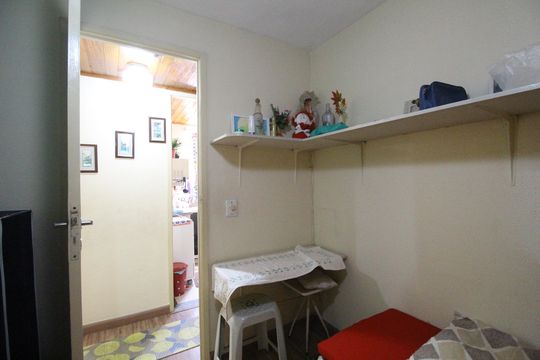 Quarto 1 de apartamento para alugar com 2 quartos, 50m² em Taquara, Rio de Janeiro