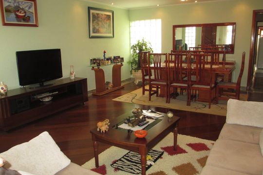 Casa à venda com 4 quartos, 220m² em Nova Petrópolis, São Bernardo do Campo