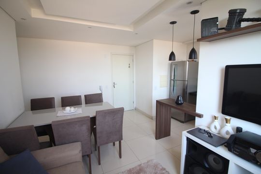 Sala de apartamento à venda com 2 quartos, 57m² em Cinco, Contagem