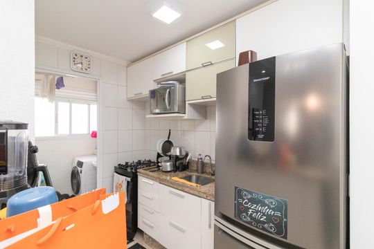 Cozinha de apartamento à venda com 2 quartos, 47m² em Jardim Cotinha, São Paulo