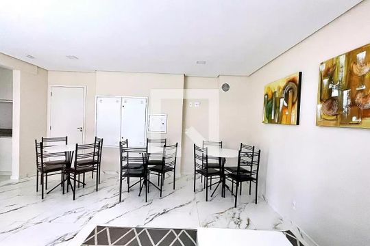 Área comum de apartamento para alugar com 2 quartos, 43m² em Jardim Adriana, Guarulhos