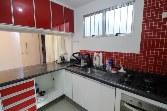 Cozinha de apartamento à venda com 2 quartos, 55m² em Jardim Jaqueline, São Paulo