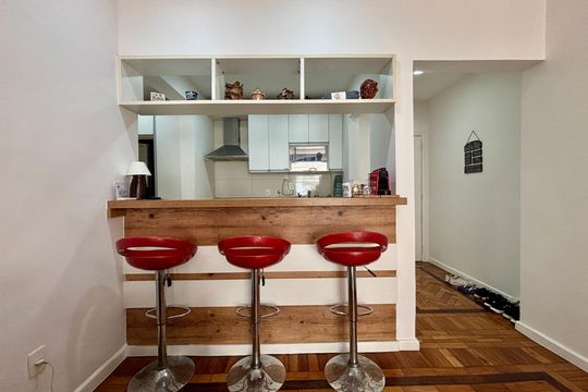 Cozinha de apartamento para alugar com 2 quartos, 66m² em Leblon, Rio de Janeiro