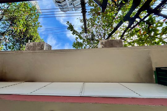 Fachada de apartamento para alugar com 2 quartos, 66m² em Leblon, Rio de Janeiro