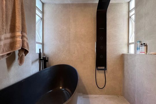 Banheiro da Suíte 2 de apartamento à venda com 3 quartos, 127m² em Cerqueira César, São Paulo