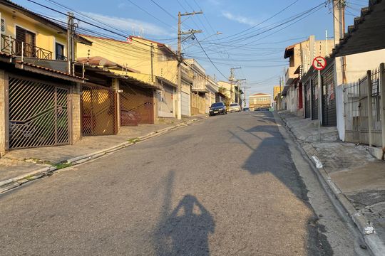 Vista da Rua de casa à venda com 3 quartos, 110m² em Vila Ede, São Paulo
