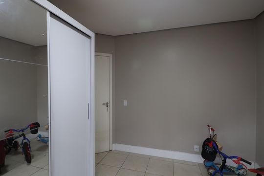 Quarto 2 de casa à venda com 2 quartos, 67m² em Rio Branco, Canoas