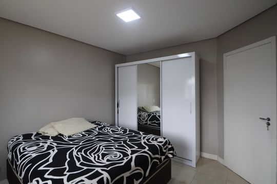 Quarto 1 de casa à venda com 2 quartos, 67m² em Rio Branco, Canoas