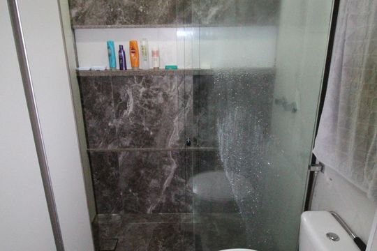 Banheiro de apartamento para alugar com 1 quarto, 60m² em Jardim Sao Dimas, São José dos Campos