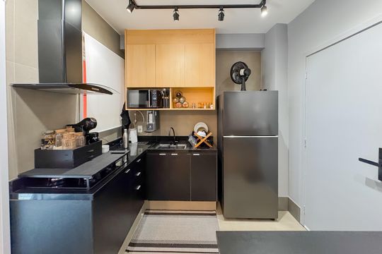 Cozinha de kitnet/studio à venda com 1 quarto, 38m² em Liberdade, São Paulo