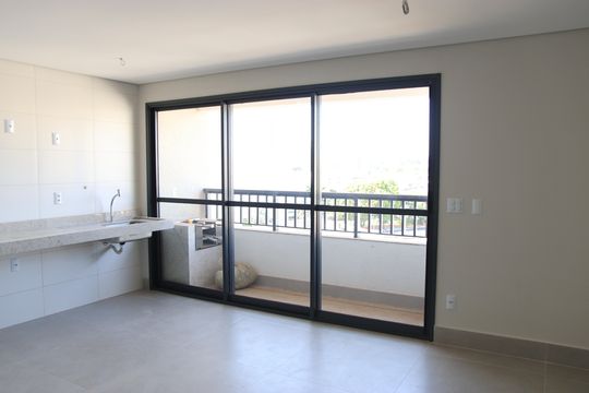 Sala e Cozinha de apartamento à venda com 3 quartos, 74m² em Setor Aeroporto, Goiânia