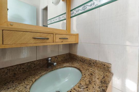 Banheiro de apartamento para alugar com 2 quartos, 62m² em Conjunto Residencial Parque Bandeirantes, Campinas