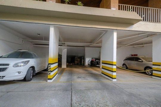 Apartamento à venda com 3 quartos, 218m² em Floresta, Porto Alegre