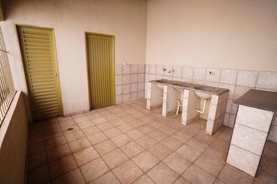 Área de Serviço de casa para alugar com 5 quartos, 360m² em Jardim Europa, Goiânia