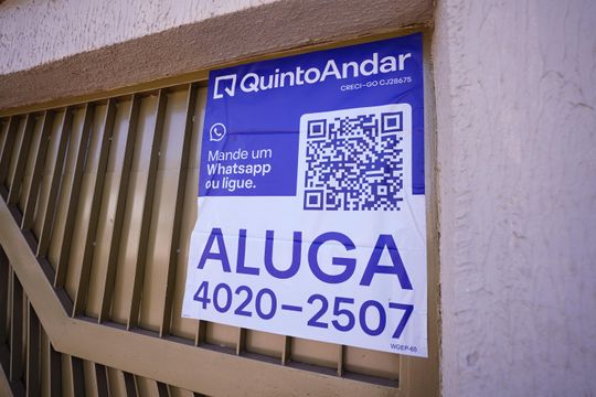 Placa de casa para alugar com 5 quartos, 360m² em Jardim Europa, Goiânia